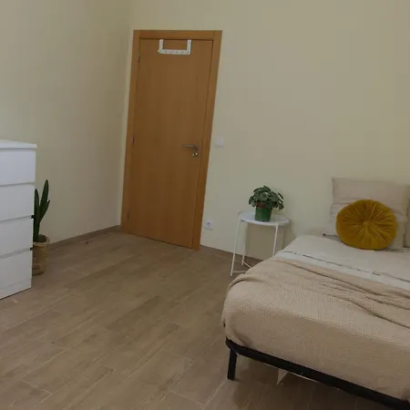 Alvalade Coliving Hub Проживание в семье